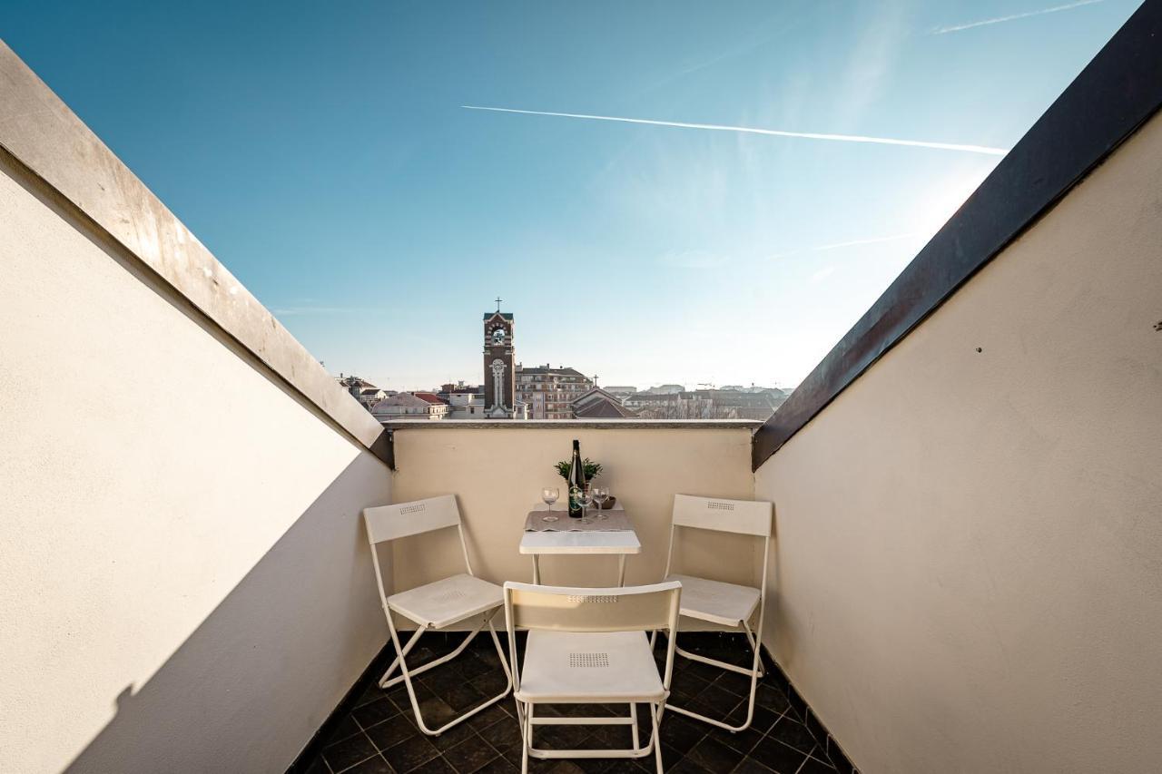Appartement Stagabin La Mansarda Panoramica Un Rifugio Di Eleganza E Tranquillita à Turin Extérieur photo